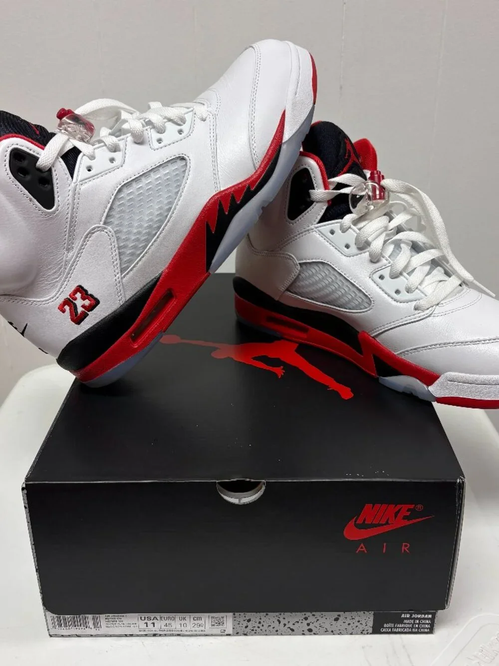 Jordan 5 Retro Fire Red Black Tongue 2025 (HQ7978-101), Size 11
